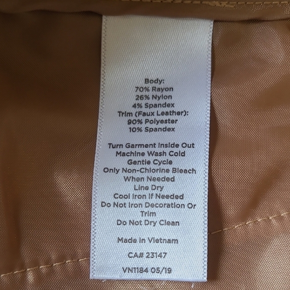 Talbots Tan Equestrian-themed Dalton Pants w/ Faux-Suede Patch - Size 16 - Picture 9 of 9